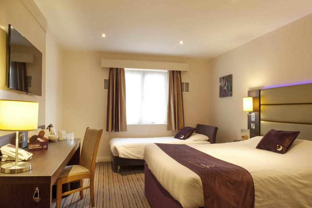 Premier Inn Birmingham City Centre Bridge Street מראה חיצוני תמונה