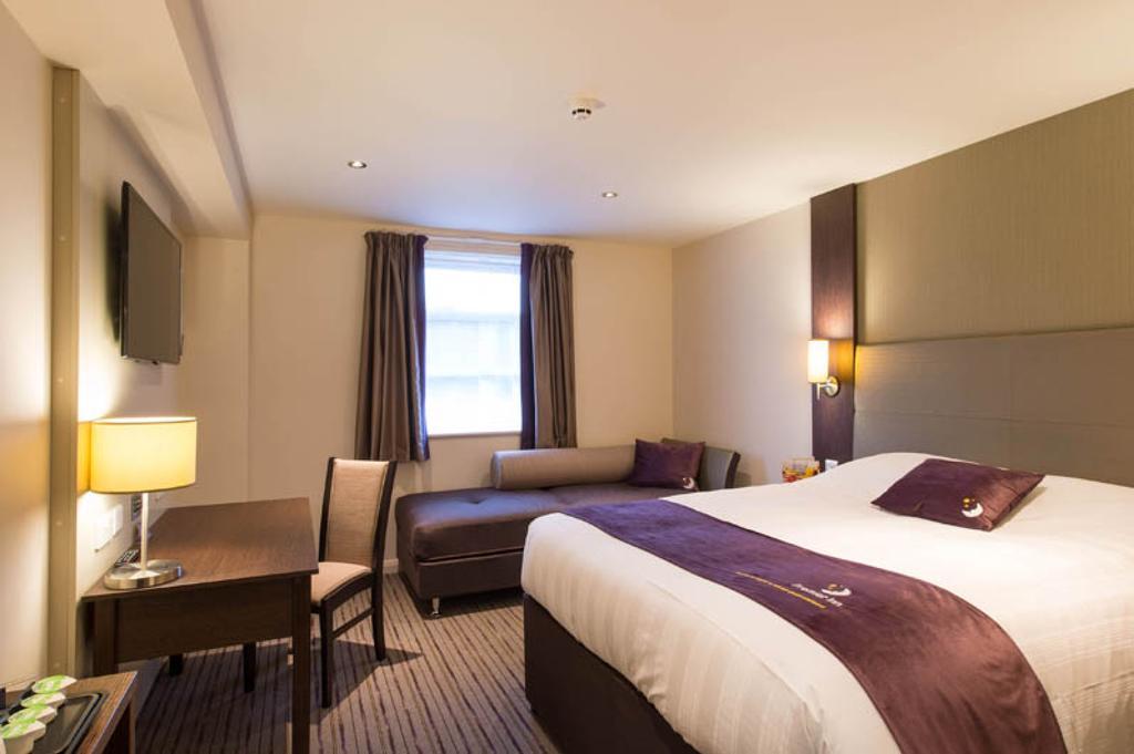 Premier Inn Birmingham City Centre Bridge Street מראה חיצוני תמונה