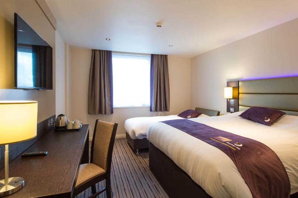 Premier Inn Birmingham City Centre Bridge Street מראה חיצוני תמונה