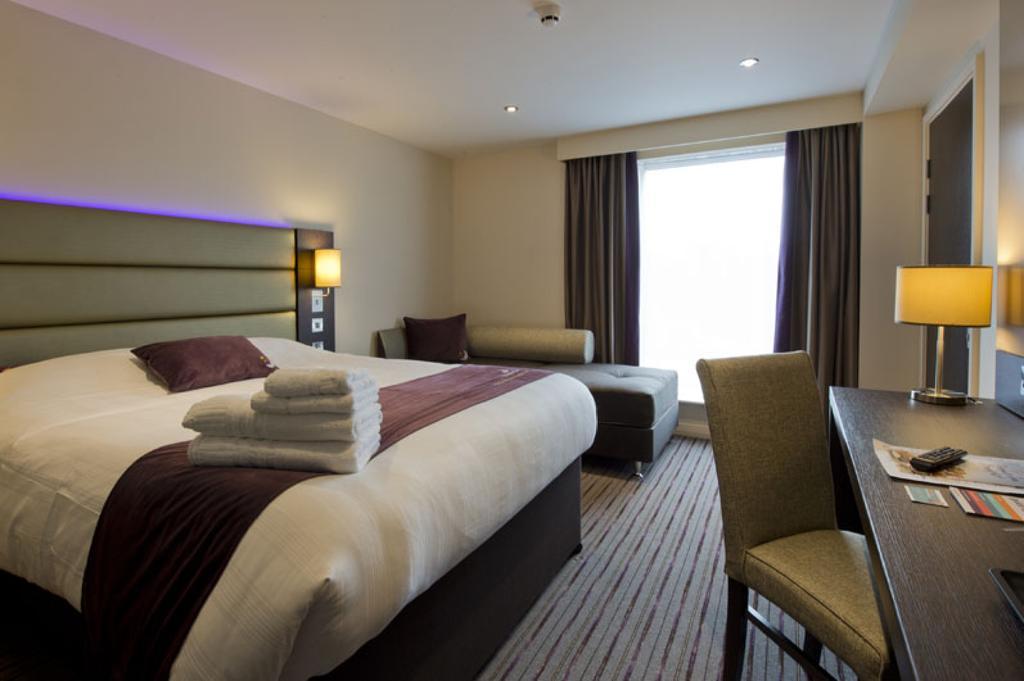 Premier Inn Birmingham City Centre Bridge Street מראה חיצוני תמונה