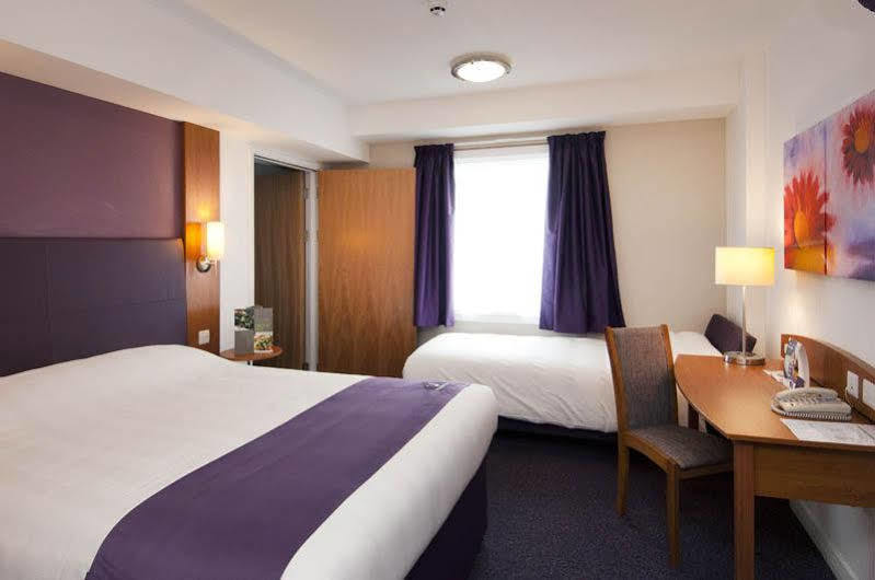 Premier Inn Birmingham City Centre Bridge Street מראה חיצוני תמונה