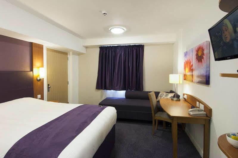 Premier Inn Birmingham City Centre Bridge Street מראה חיצוני תמונה